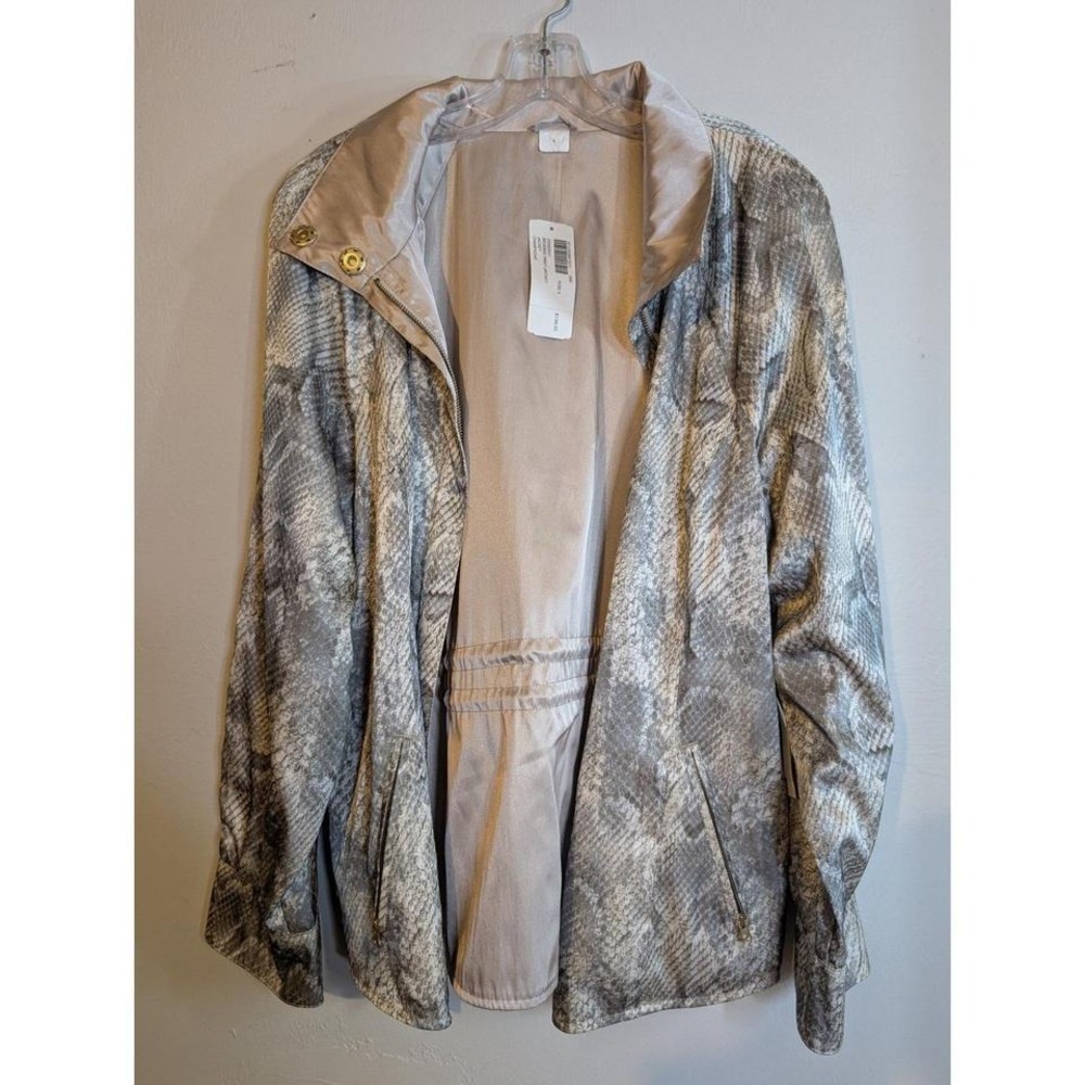 New Zenergy by Chicos Reversible Snakeskin/Cream Jacket